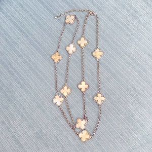 Van Cleef & Arpels clover necklace look alike